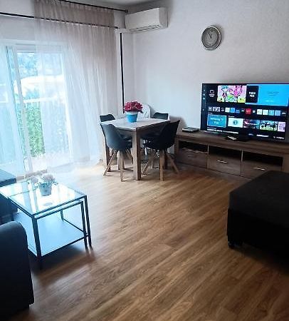 Gran Apartamento Cerca Del Mar Y Castillo Denia Bagian luar foto