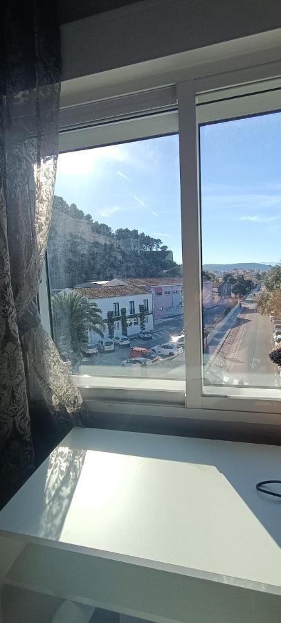 Gran Apartamento Cerca Del Mar Y Castillo Denia Bagian luar foto