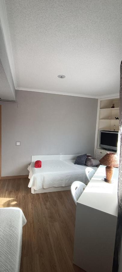 Gran Apartamento Cerca Del Mar Y Castillo Denia Bagian luar foto